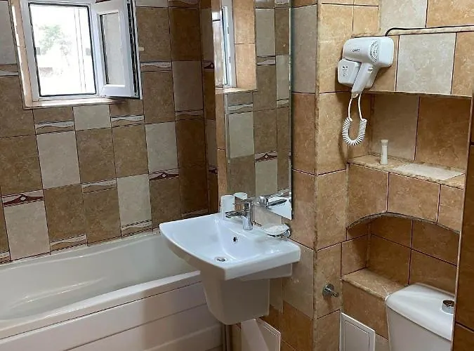 La Malul Marii-plaja Diana * Mangalia